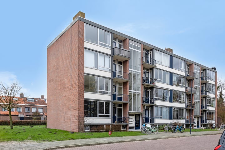 Lange Bedde 81A in Breda foto