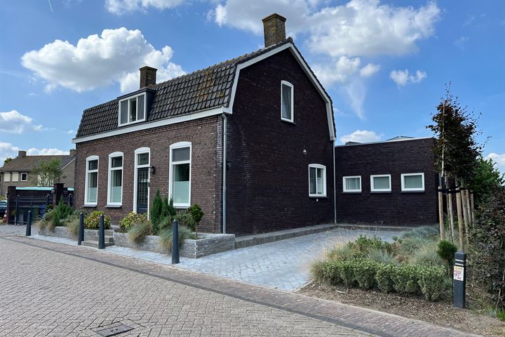 Lange Broekstraat 30 in Raamsdonk foto