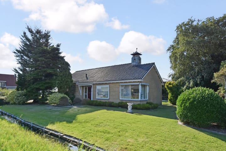 Lange Broekweg 10 in Naaldwijk foto