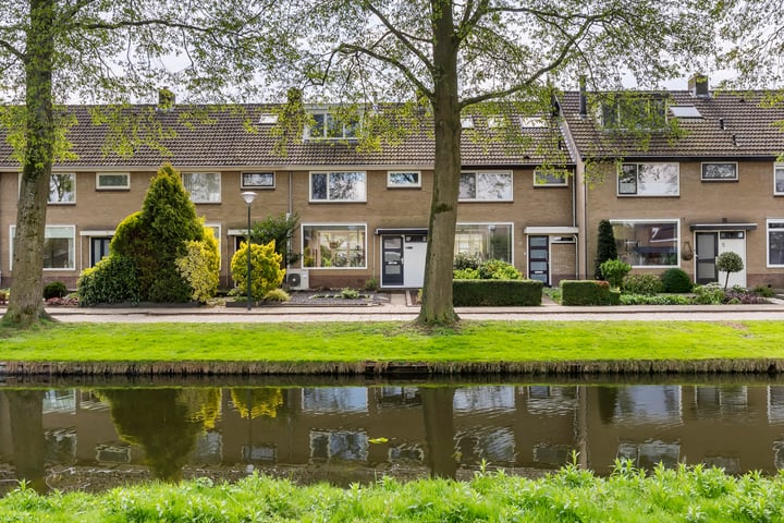 Lange Griendsweer 13 in Hardinxveld-Giessendam foto