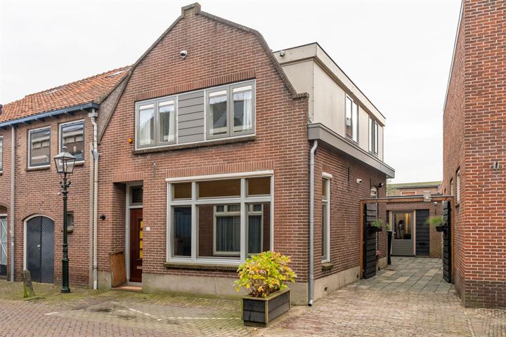 Lange Kerkstraat 27 in Montfoort foto