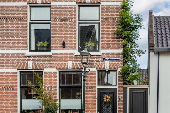 Lange Kerkstraat 6 in Montfoort foto