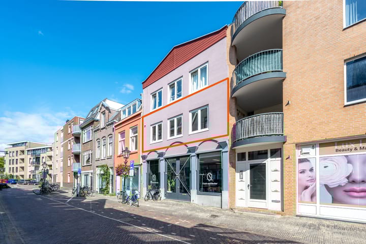 Lange Koestraat 39A in Utrecht foto