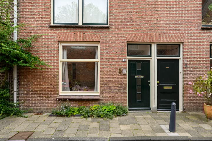 Lange Lijsbethsteeg 6 in Leiden foto