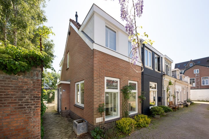 Lange Poellaan 29A in Haarlem foto