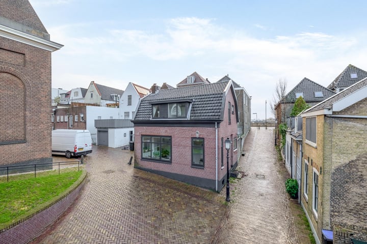 Lange Stoep 2 in Lekkerkerk foto