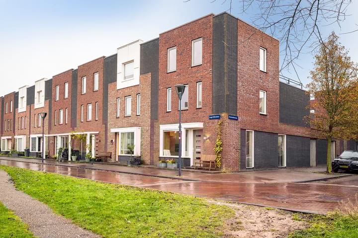 Lange Vijfmatlaan 40 in Haarlem foto