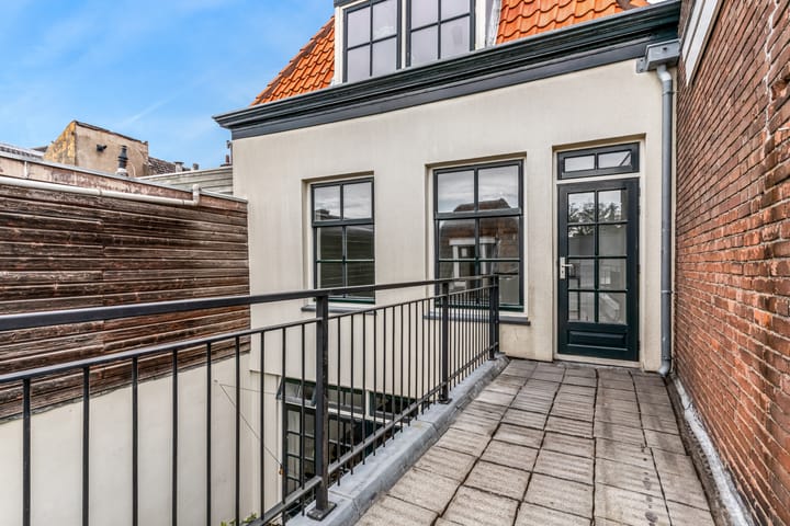 Langebrug 6R in Leiden foto