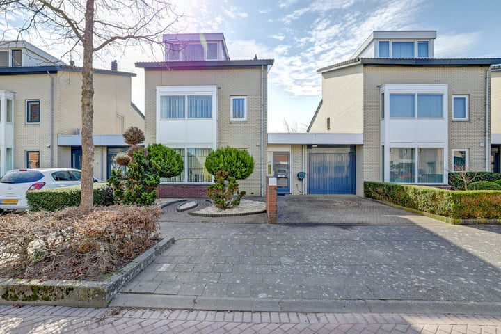 Langedaal 166 in Dordrecht foto