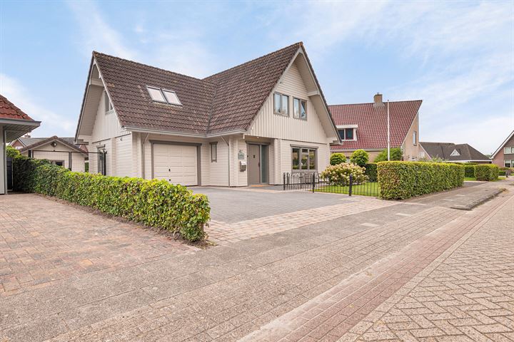 Langekamp 42 in Oosterwolde foto