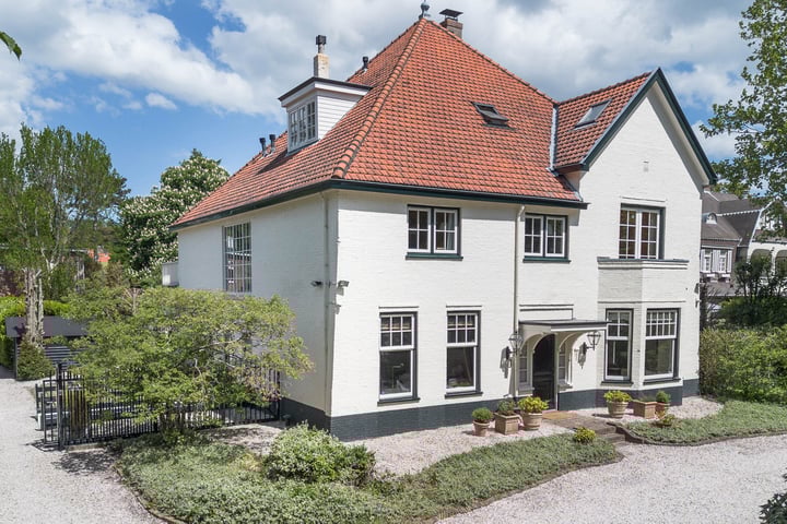 Langelaan 5 in Aerdenhout