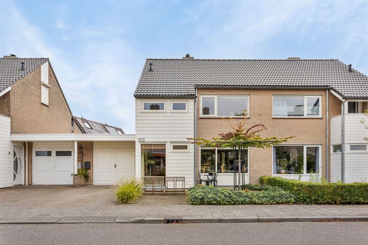 Langenakker 43 in Mierlo foto
