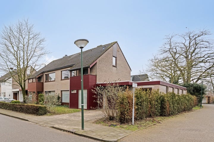 Langenakker 57 in Mierlo foto