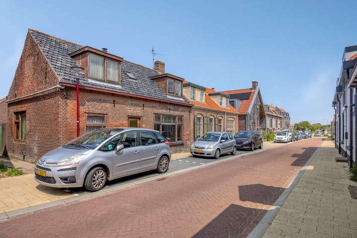 Langendam 7 in Zoutelande foto