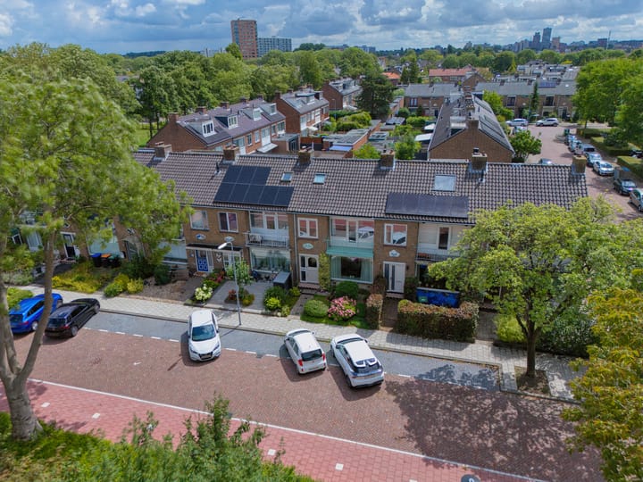 Foto van woning Langeraarstraat 10, Zwijndrecht