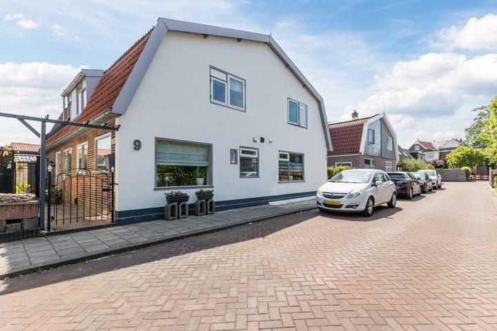 Langestraat 9 in Noord-Scharwoude foto
