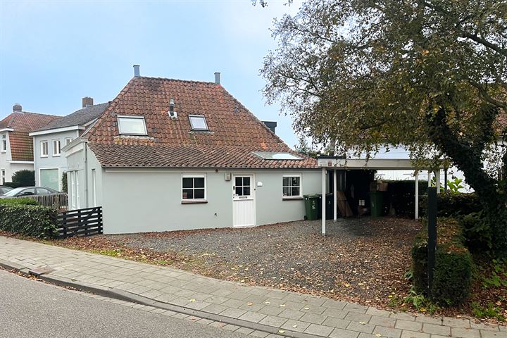 Langevielesingel 16 in Middelburg foto