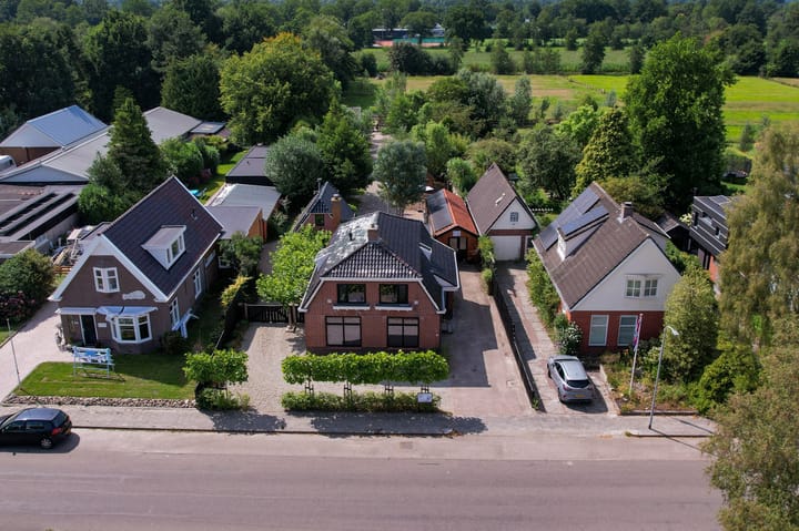 Langeweg 52 in Grootegast foto