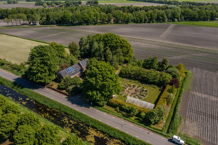 Langewijk 6 in Froombosch foto