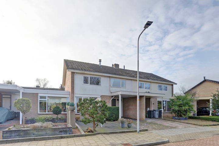 Langstraat 109 in Gendt foto