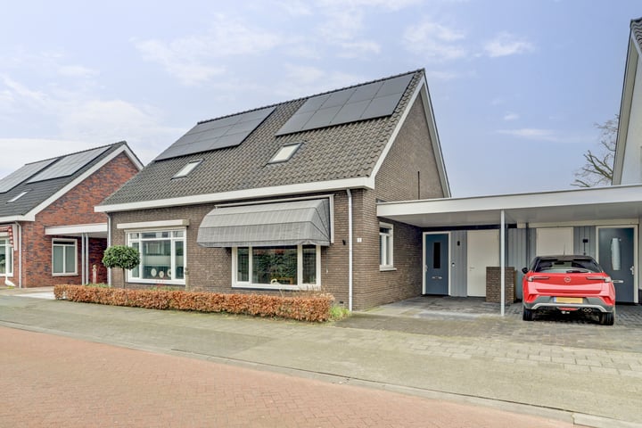 Langstraat 13 in Chaam foto