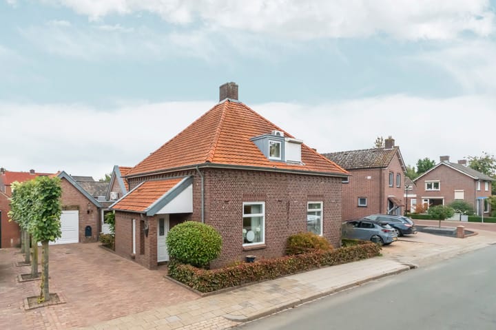 Langstraat 23 in Afferden L foto