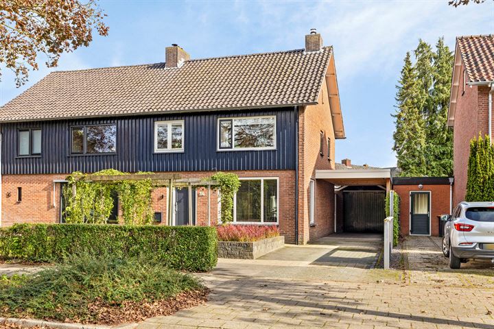Lansinkstraat 14 in Haaksbergen foto