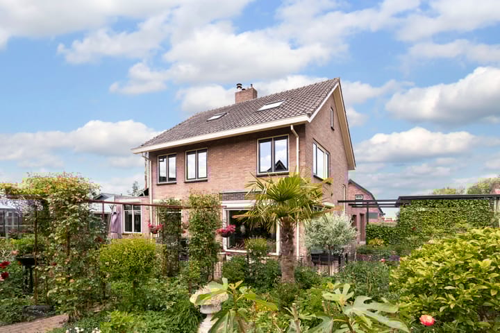 Latensteinse Rondweg 2a in Tiel foto