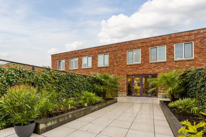 Laura Bassihof 88 in Almere foto