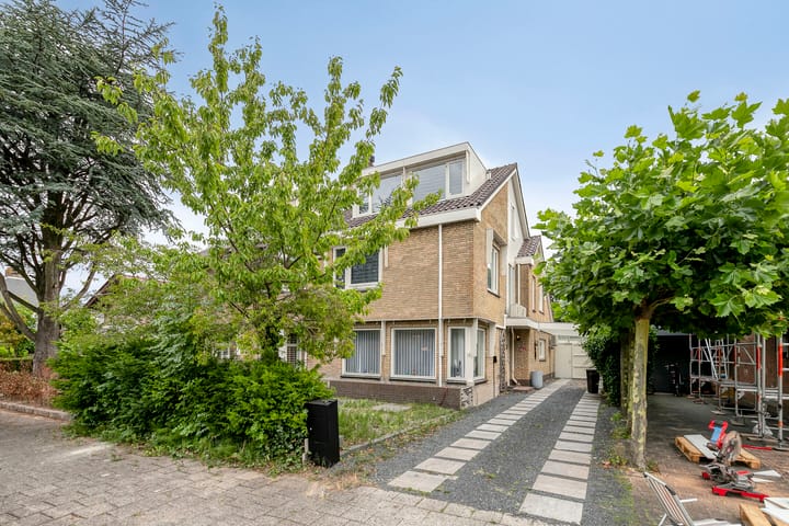Laurens Baecklaan 12 in Beverwijk