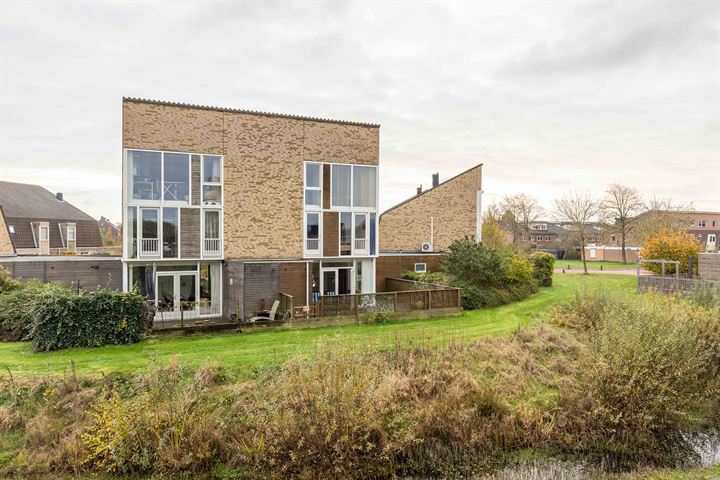 Laurierpark 84 in Assen foto