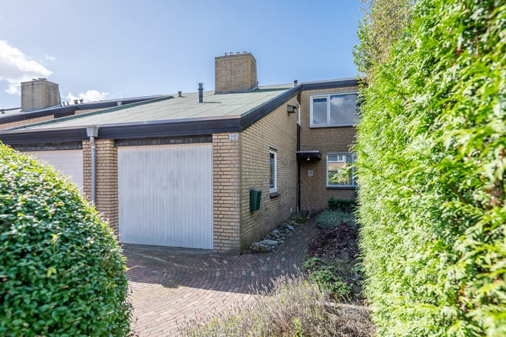 Lauwere 308 in Uden foto