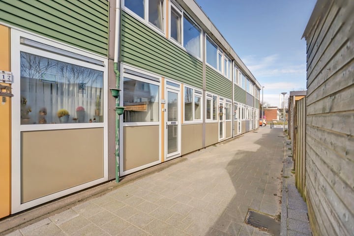 Lavasweg 110 in Hoogvliet Rotterdam foto