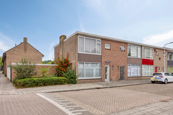 Le Bourgetstraat 2 in Tilburg foto