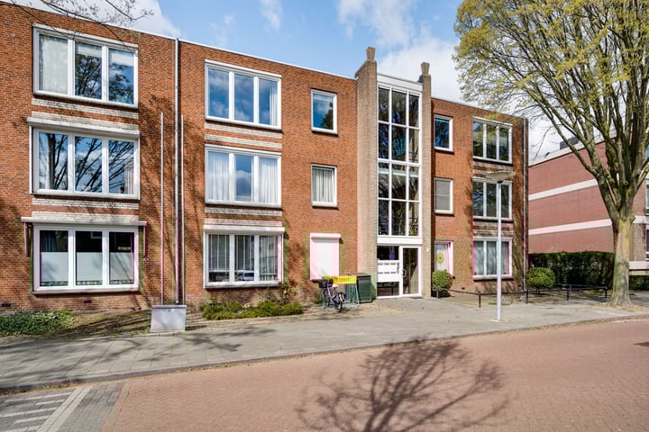 Le Bron de Vexelastraat 53 in Roermond foto