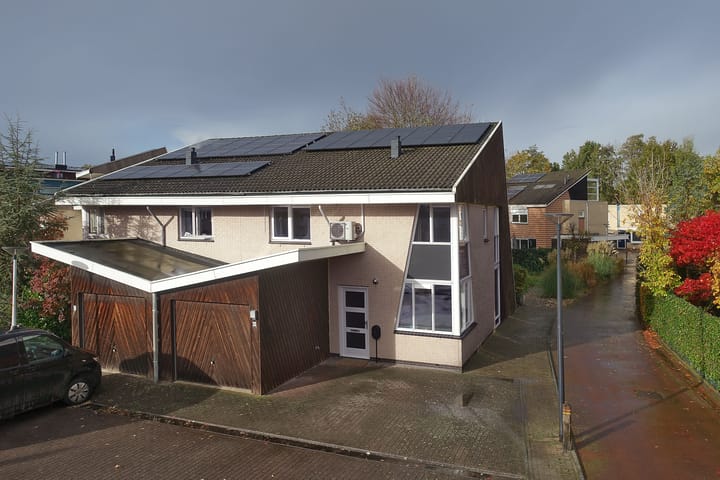 Ledalaan 47A in Enschede foto