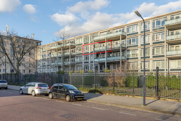 Lederambachtstraat 240 in Amsterdam foto