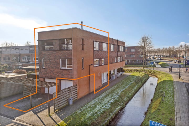 Leeghwaterlaan 1 in Deventer foto