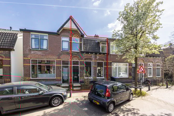 Leeghwaterstraat 6 in Hilversum foto