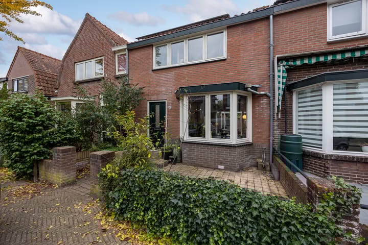 Leeghwaterstraat 97 in Hilversum foto
