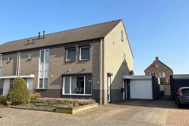 Leemkuilen 26 in Haelen foto