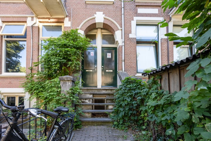 Leemptstraat 1 in Nijmegen foto