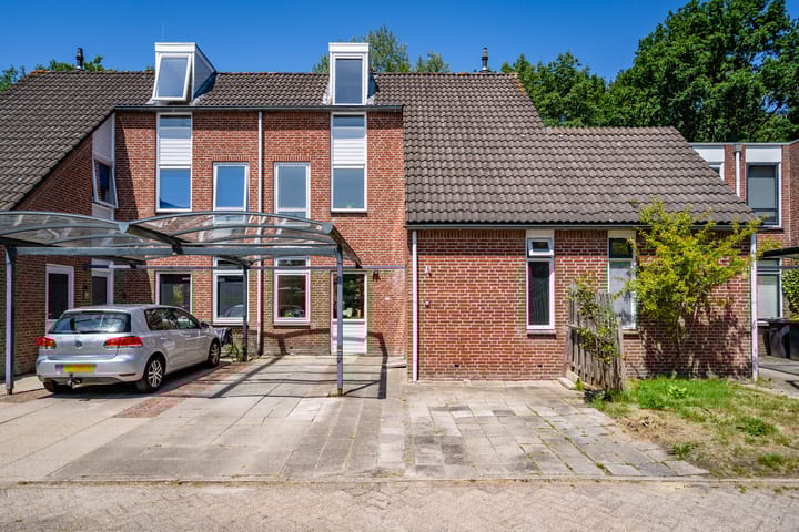 Leemveld 62 in Assen foto