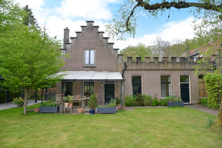 Leeuwenlaan 16 in 's-Graveland foto