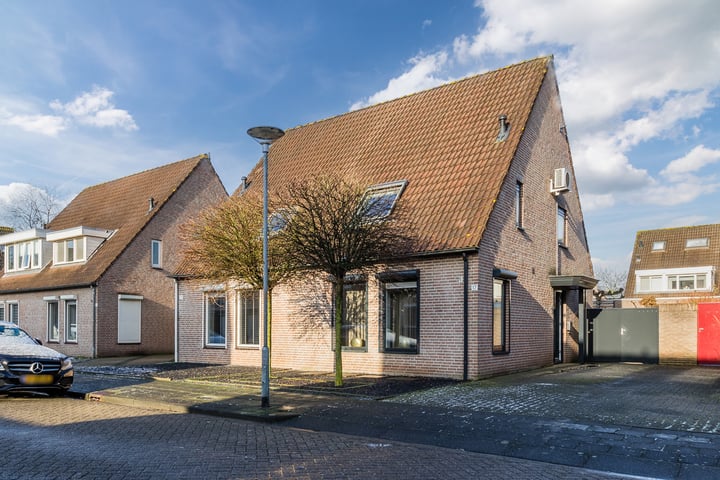 Leeuwerik 17 in Sprang-Capelle foto