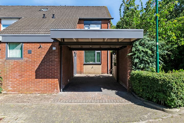 Leeuwerik 35 in Bunschoten-Spakenburg foto