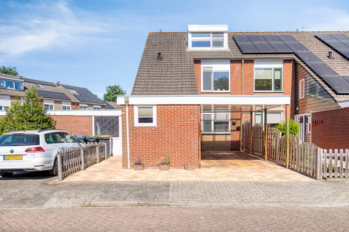 Foto van woning Leeuwerik 80, Bunschoten-Spakenburg