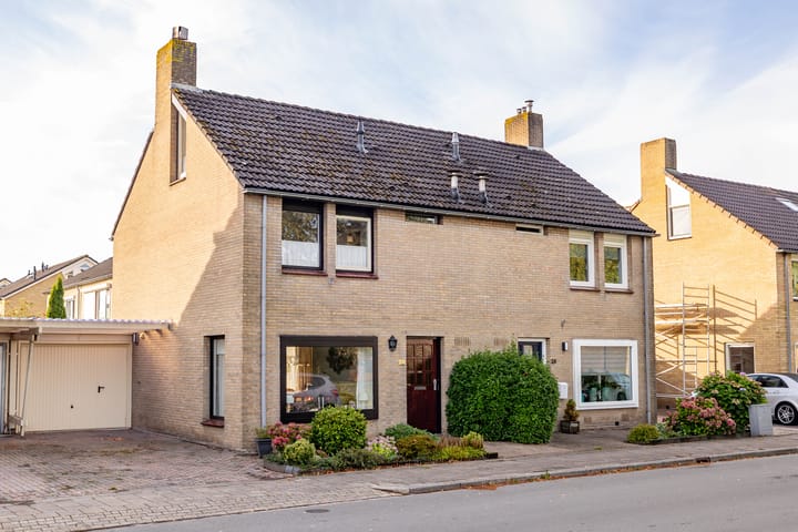 Foto van woning Leeuweriklaan 28, Hoogeveen