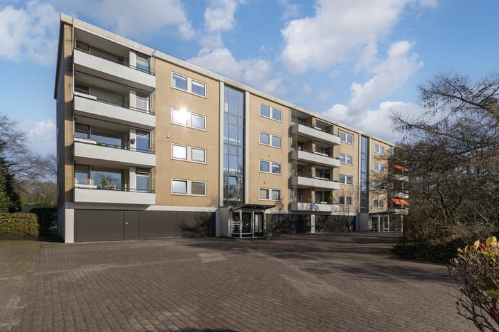 Leeuweriklaan 83 in Bussum