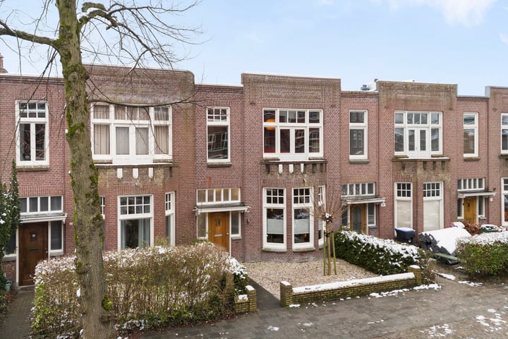 Leeuwerikstraat 15 in Leeuwarden foto